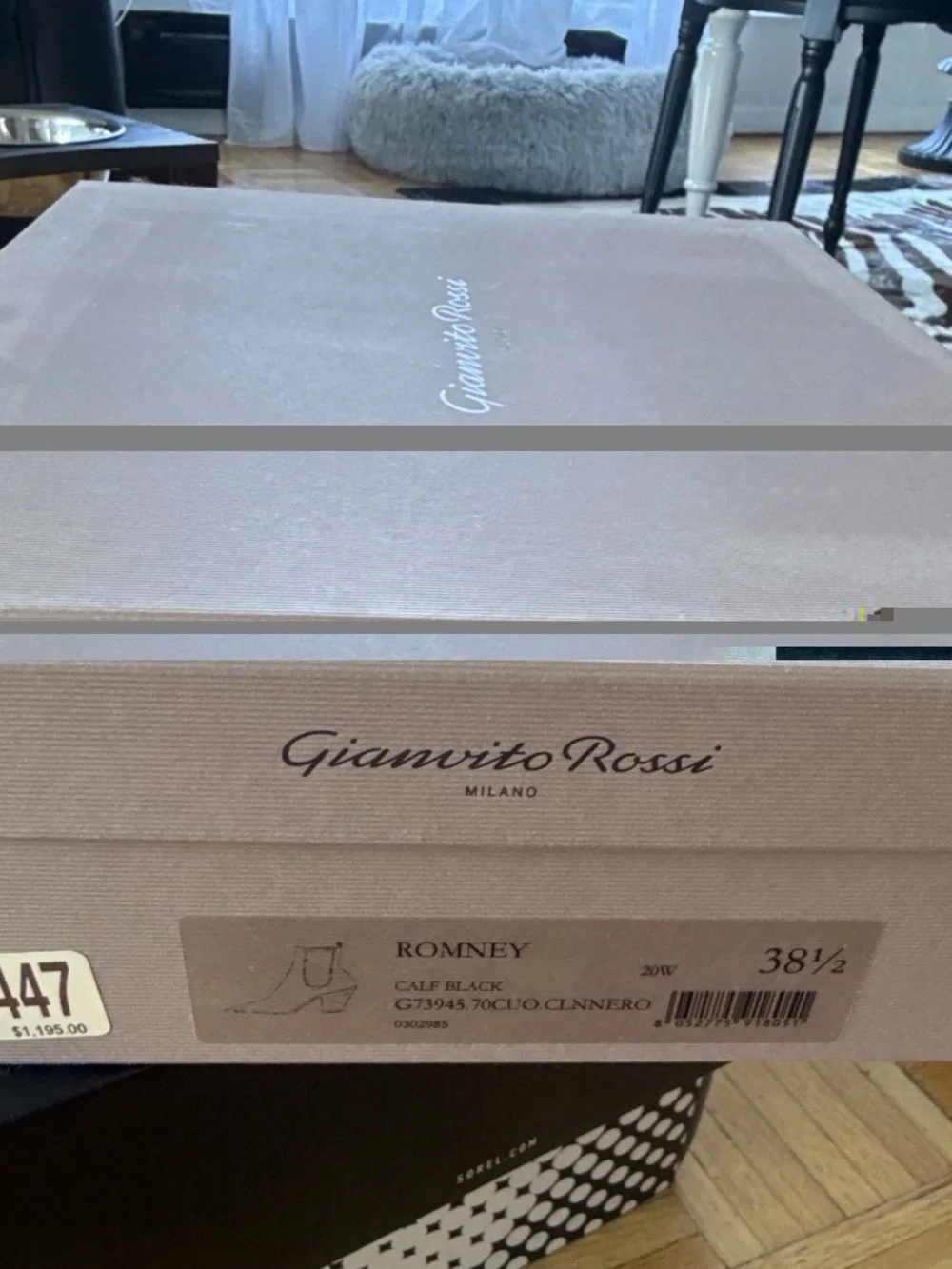 Gianvito Rossi Black Pointed Leather Chelsea Ankle Boots